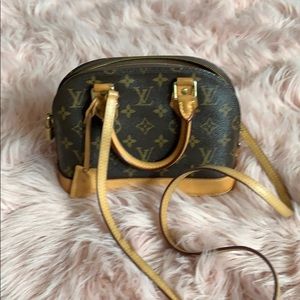 Louis Vuitton Alma BB